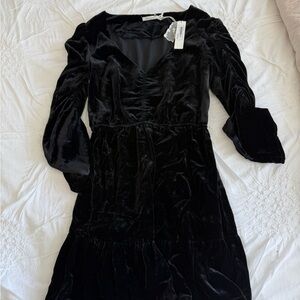 Mes Demoiselles Black Velvet Long Sleeve Dress